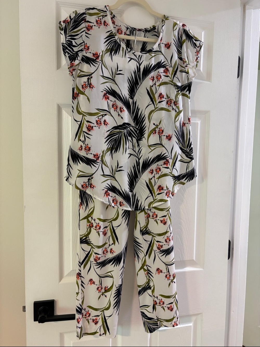 Ann Taylor Floral Palm-Print Women’s Jumpsuit Set in White.